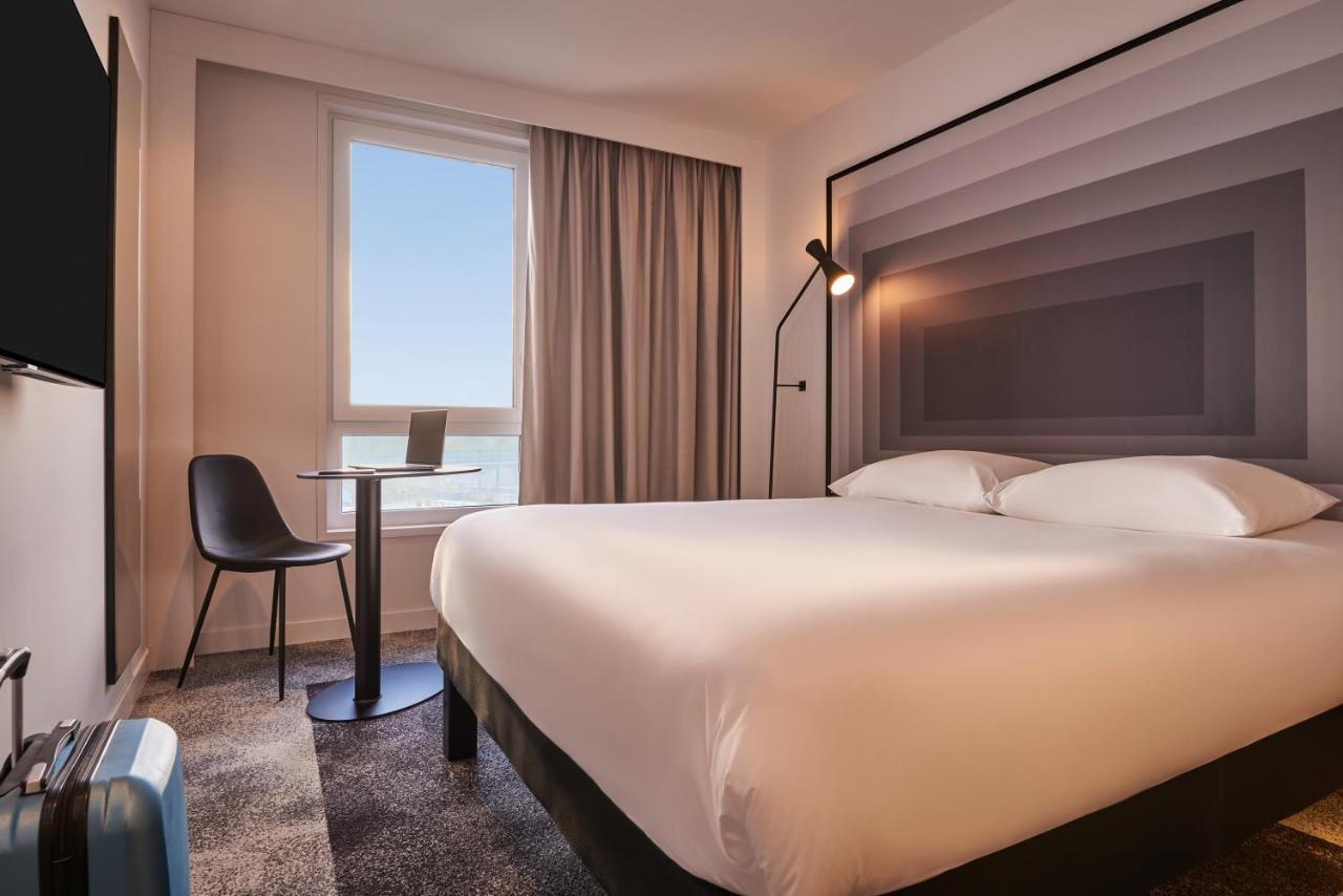 Ibis Bethune Centre Gare Экстерьер фото
