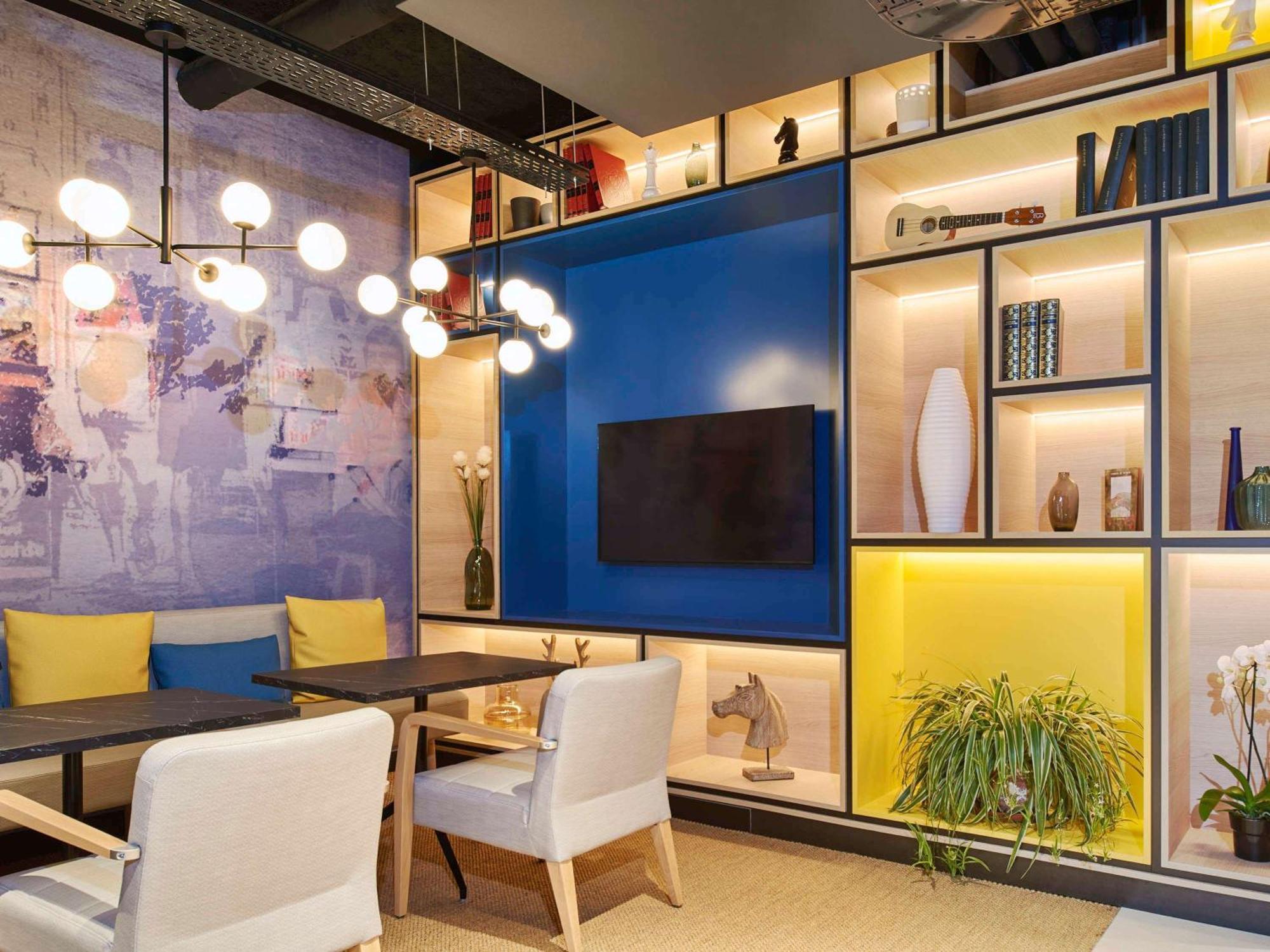 Ibis Bethune Centre Gare Экстерьер фото